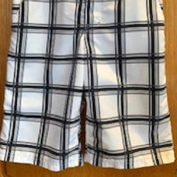 NEW Boys Tony Hawk Black/White Plaid Swim Mesh Lined Shorts 5 Pockets Sz: 12 - Picture 2 of 6